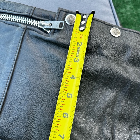 Pair Of Harley Davidson Leather Chaps Size WS - Picture 4 of 13